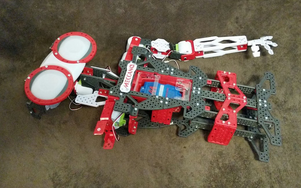 meccanoid-in-progress