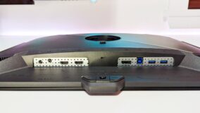 ASUS ROG Swift OLED connectivity