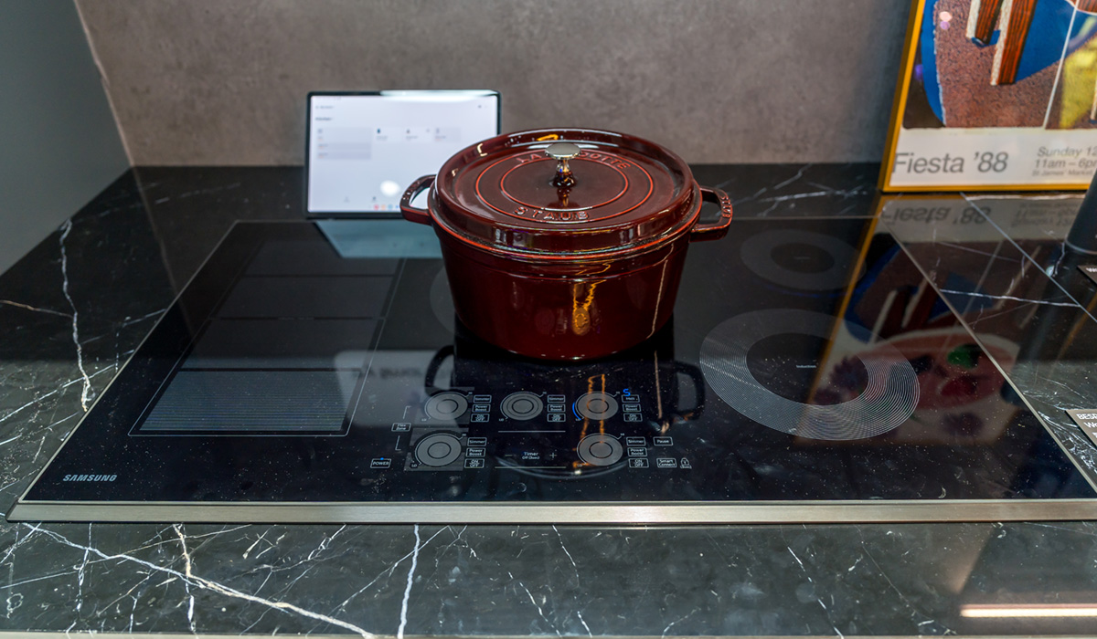 Surface de cuisson à induction Anyplace de Samsung